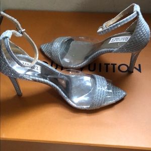 Badgley Mischka Lindsay pump